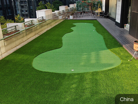 Putting Green di Atap & Teras